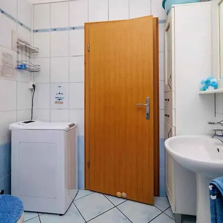 In 14231 * Crikvenica