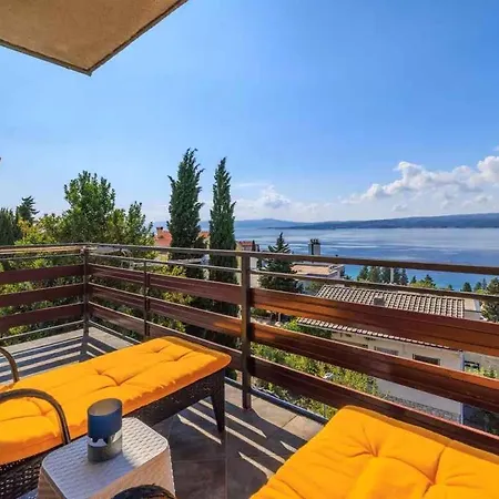 In 14231 * Crikvenica