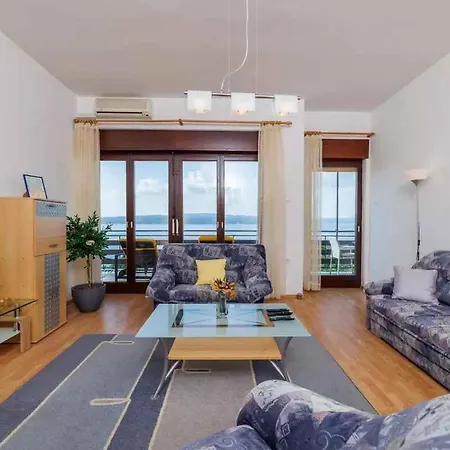 In 14231 Apartment Crikvenica