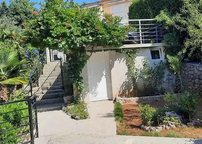 Apartman In 14231